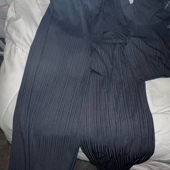 Forever 21 matching set - Picture 2 of 2